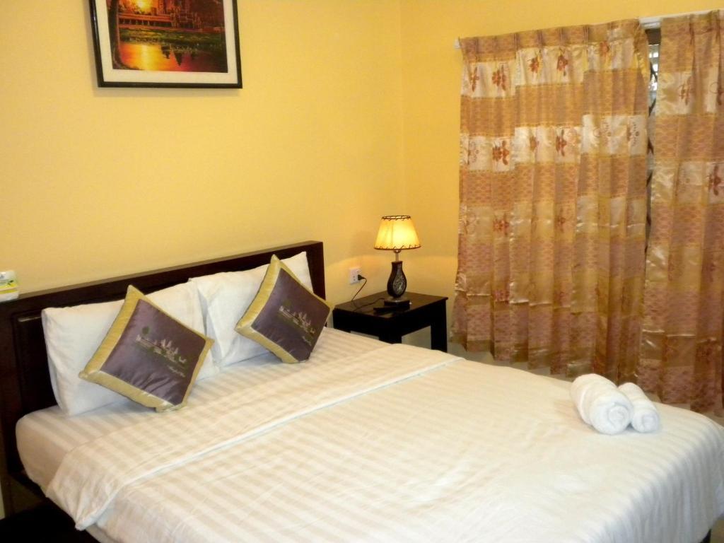 Old Town Guesthouse Кампот Стая снимка